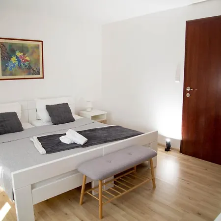 Apartmani Baotic Zupanja Exterior photo